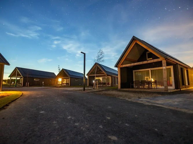 Dune Lodge On A Holiday Park, Beach At 1.3 Km - Cadzand