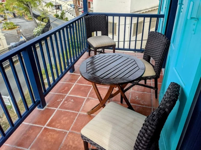 1 Bedroom Luxury Apartment with sea view