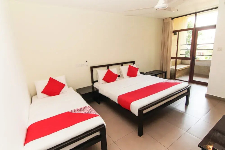 OYO 117 Saninro Residencies