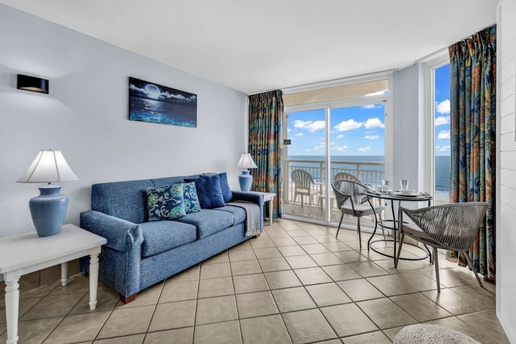 Standard Double room with balcony and with ocean view