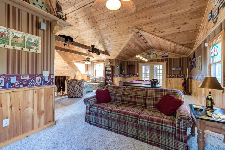 Lazy Cub Lodge by Jackson Mountain Rentals