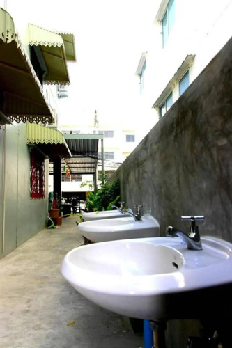 OYO 586 I Hostel Phuket
