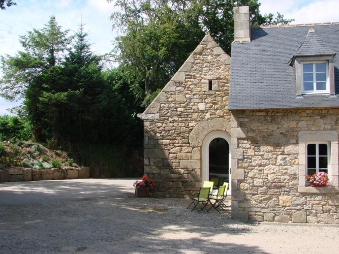 3 Bedrooms Cottage