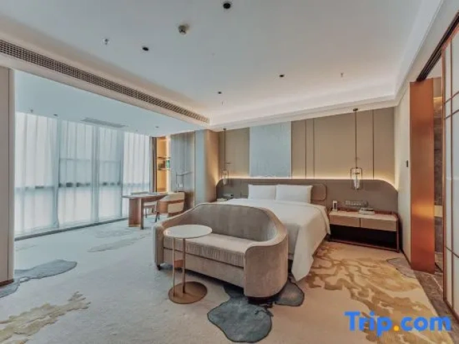 Deluxe Double Suite