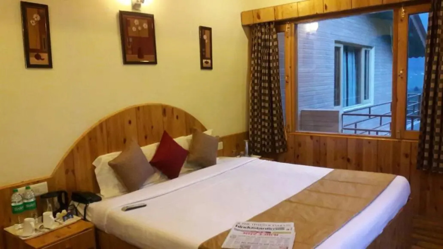 Lotus Inn River View