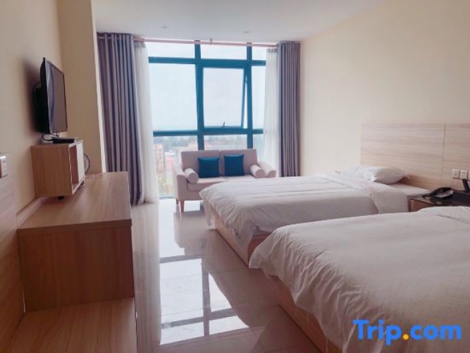 Standard Twin room with sea view