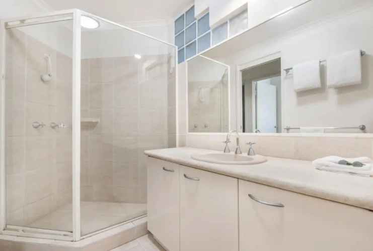 2 Bedrooms Basement Apartment