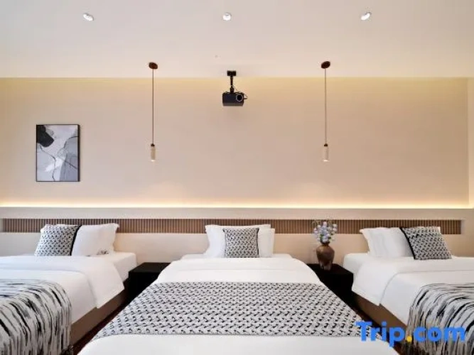 Luxury Triple room