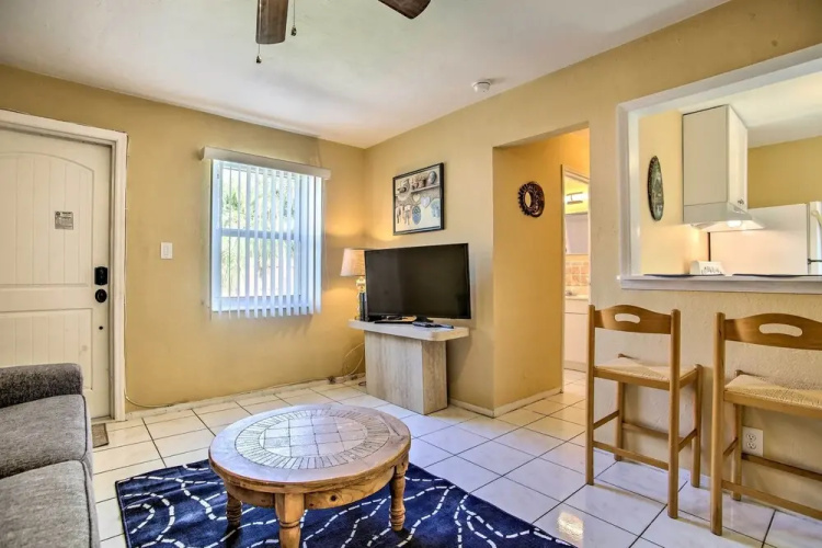 1 Mi to Oceanfront Fun: Pompano Beach Retreat!