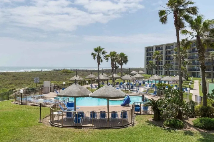 Saida IV Condominium 501