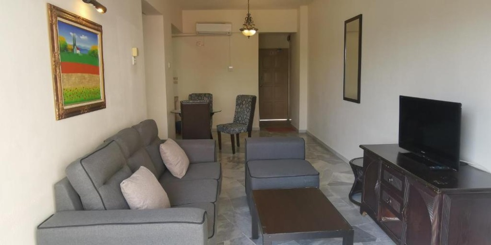 2 Bedrooms Apartment