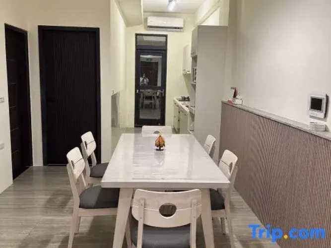 Muguang Elevator Homestay
