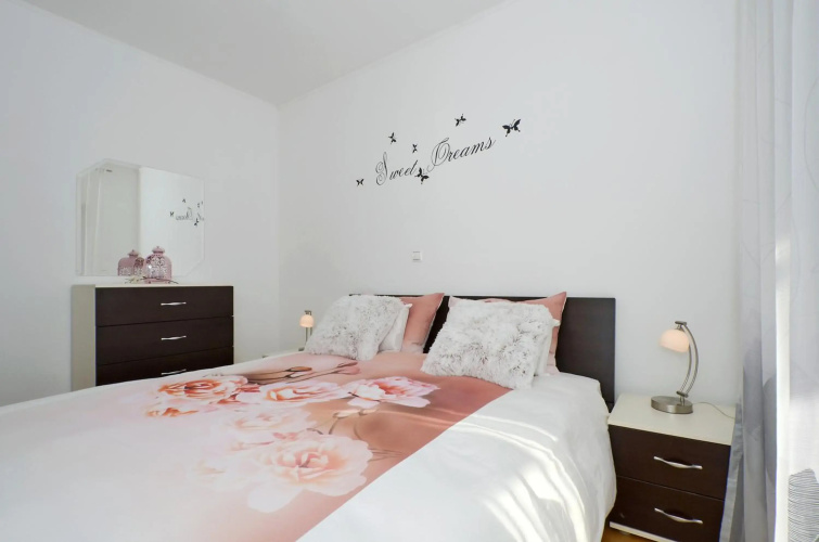 Apartmani Adela