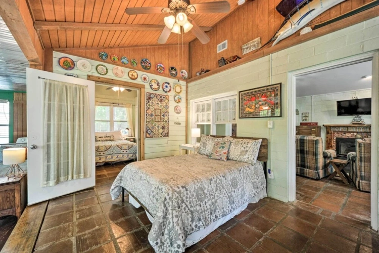 2 Bedrooms Cottage