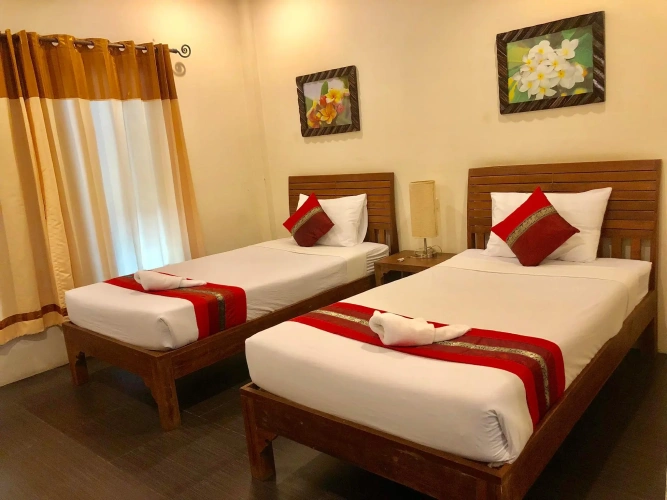 Standard Twin room