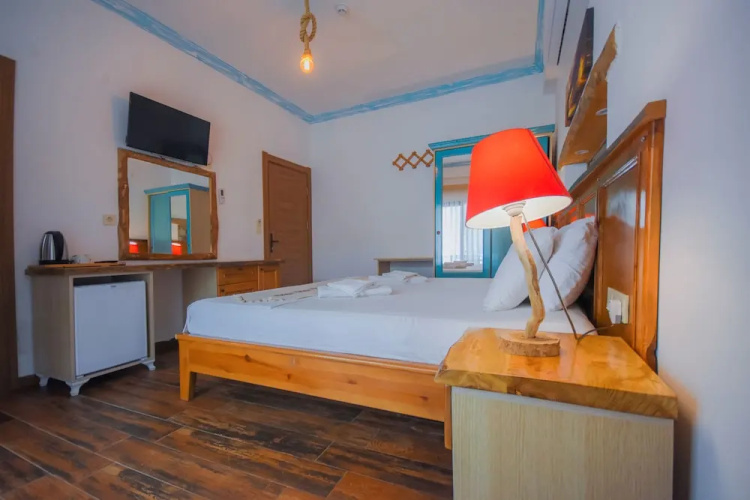 Ekinoks Otel