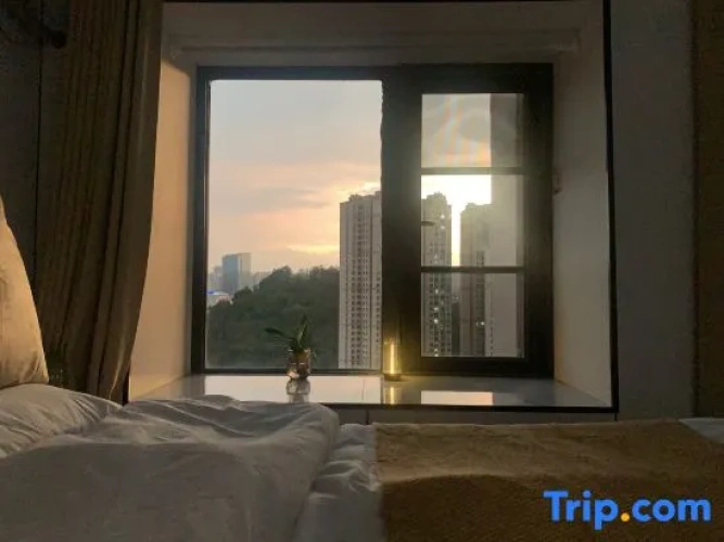 2 Bedrooms Suite