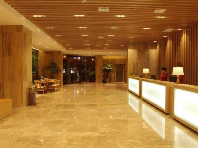 Soaring Dragon Hotel