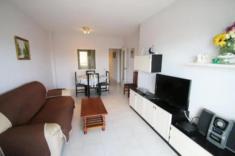 Apartment with sea view