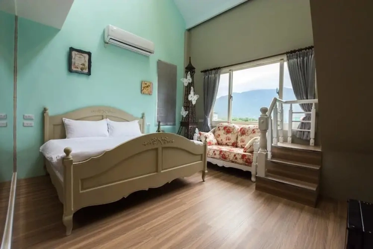 Classic Quadruple room