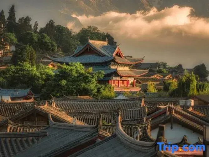 Lijiang Abel Resort Hotel