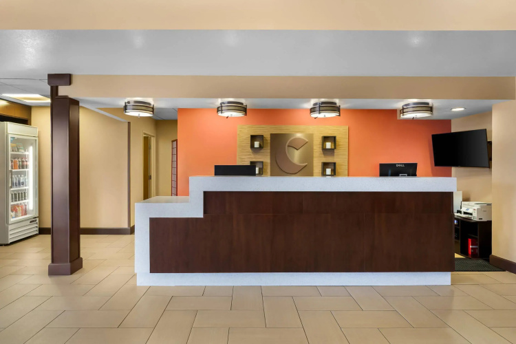 Comfort Suites Clovis - Fresno