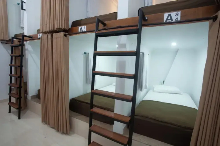 Lucky Hostel