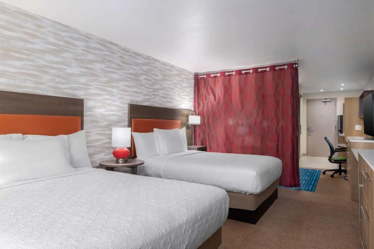 Quadruple Suite