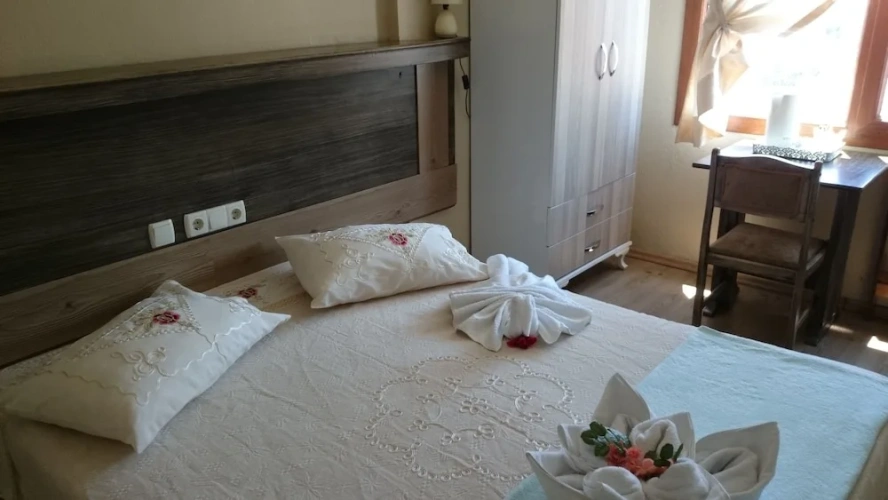 1 Bedroom Business Quadruple room with garden view