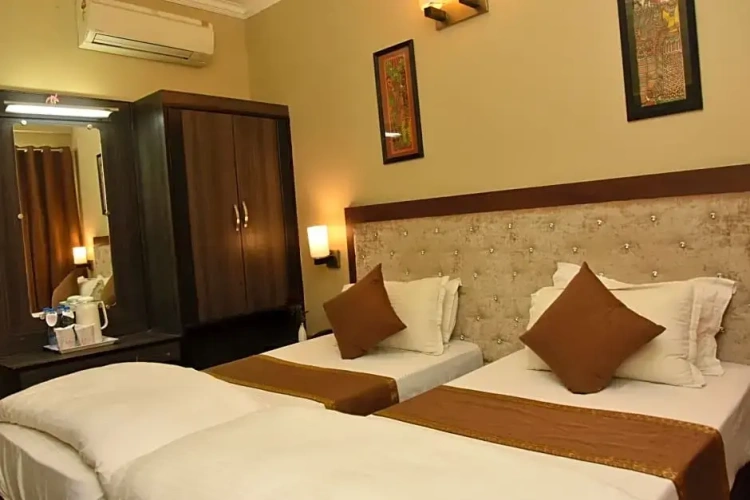 Standard Twin room