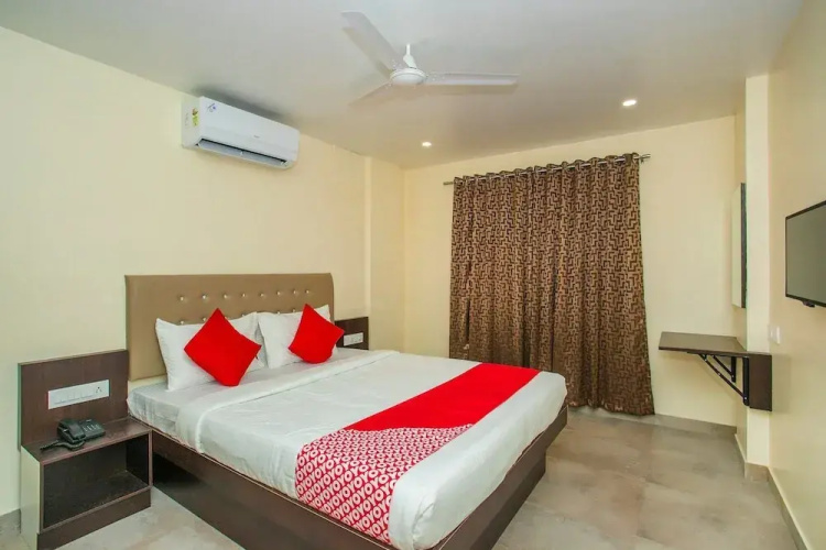 Olivia Comforts By OYO Rooms