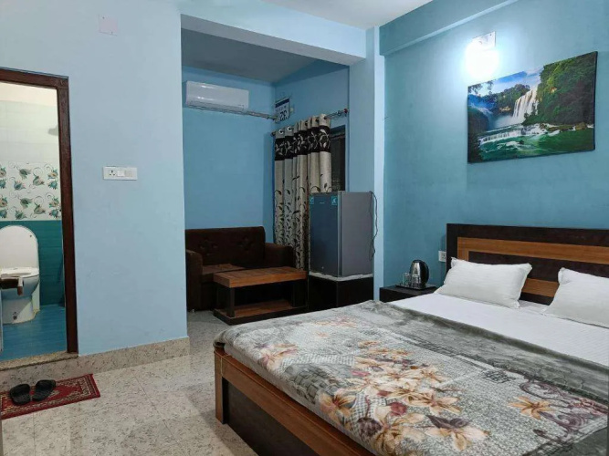 Hotel Vrindavan Palace