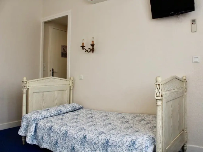 Standard Double room with view