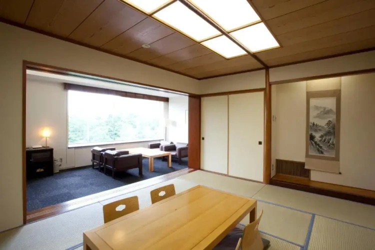 Premier room