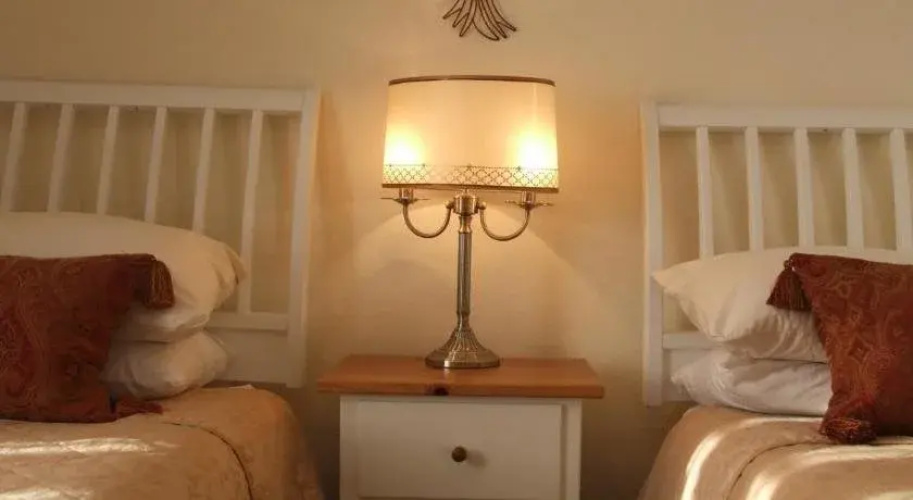 The Upper Largo Hotel & Restaurant