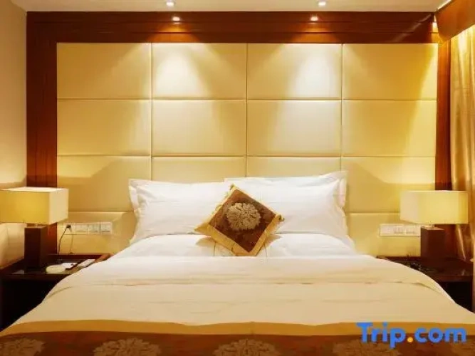 1 Bedroom Business Suite