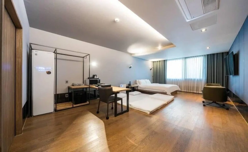 Standard Family room