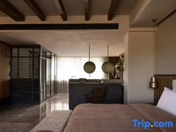 Luxury Family Suite with sea view