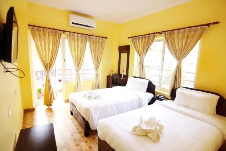 Deluxe Triple room