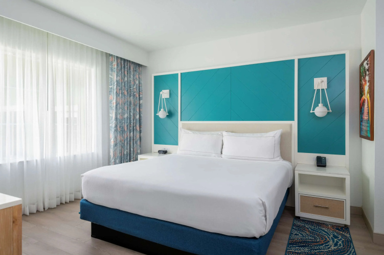DoubleTree Suites by Hilton Naples