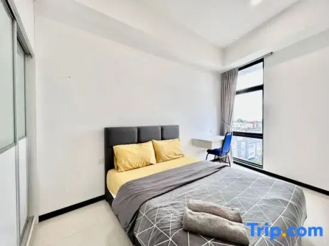 Jeff & Ricky Homestay 57@ 8pax Trinity Residence