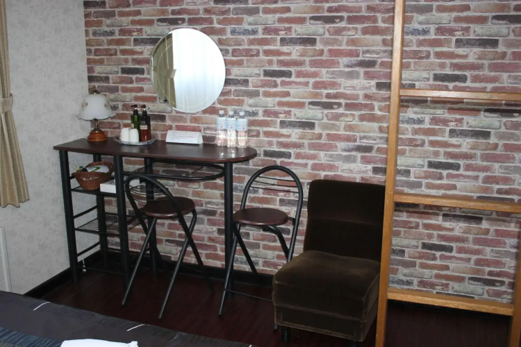 petit-hotel #MELON Furano