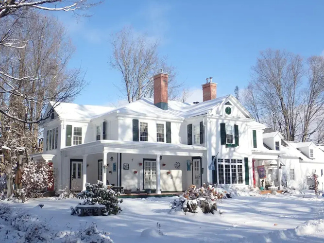 Lee Farm Inn - New England