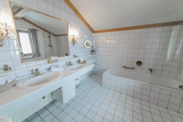 2 Bedrooms Family Suite