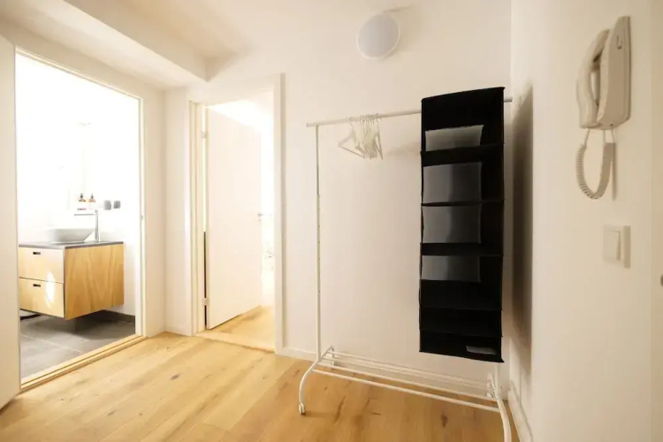 Rent a place to sleep 2