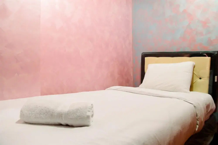 Comfortable 2 Bedrooms @ Titanium Square Apartment