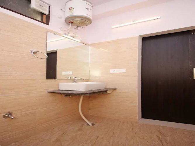 Oyo 9711 Hotel Marc Blu