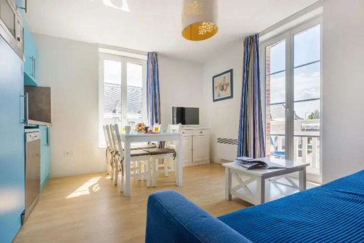 1 Bedroom Quadruple Apartment
