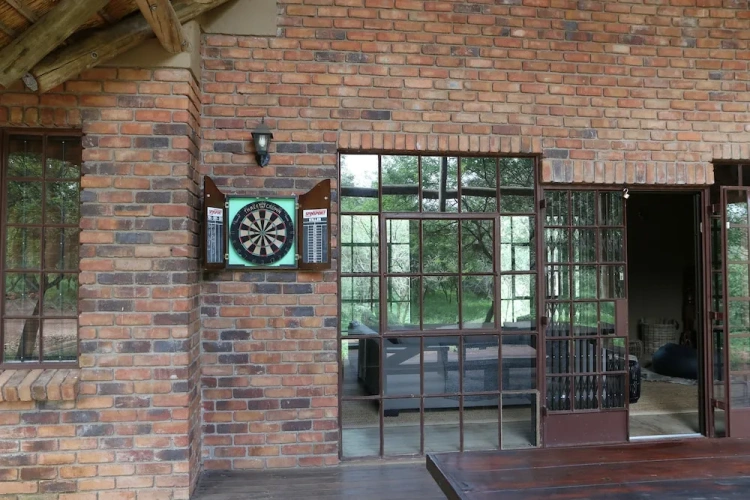 4 Bedrooms Villa