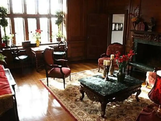 Suite with garden view